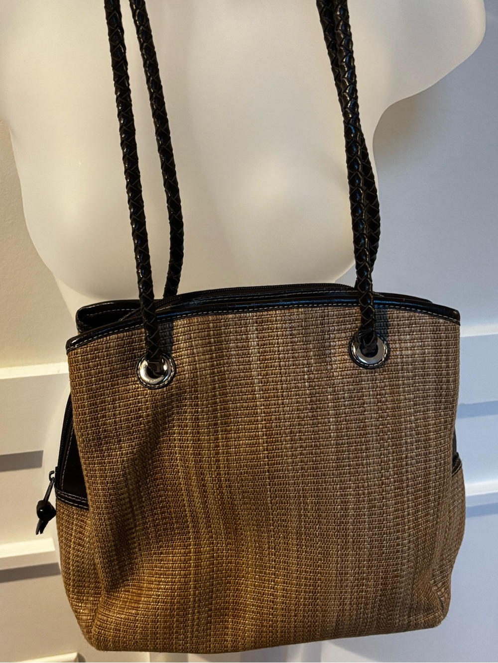 vintage Kathy Ireland woven straw shoulder bag 3 lg compartments